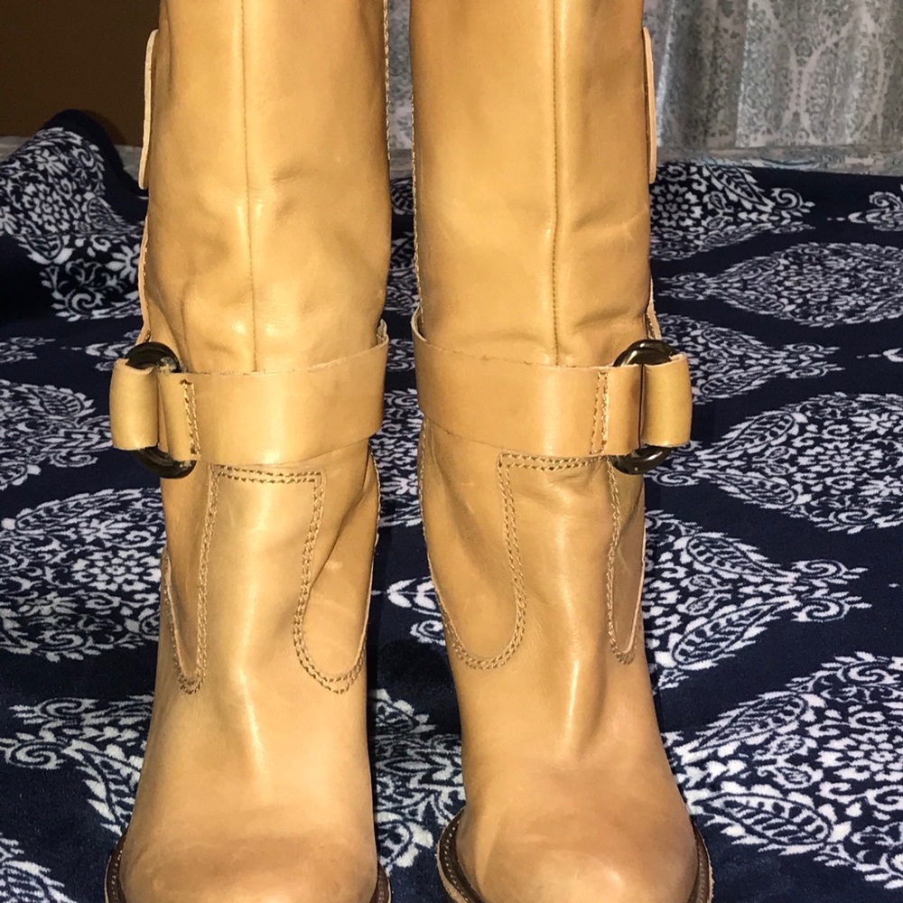 Bcbg Booties - image 4